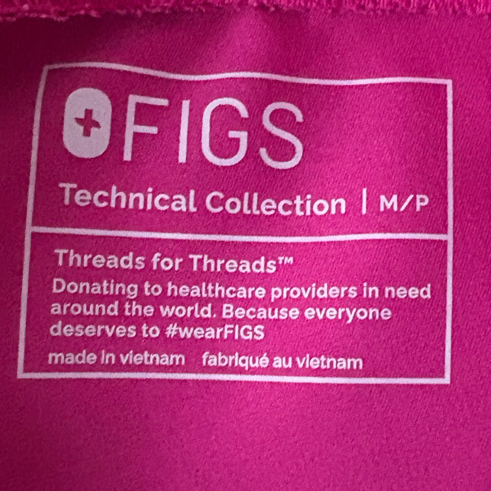 FIGS Raspberry Sorbet Scrub Set Jogger Scrub Pants & Scrub Top Size M - Picture 4 of 11